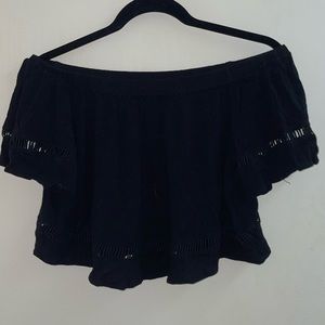 Black off shoulder flowy cropped blouse
